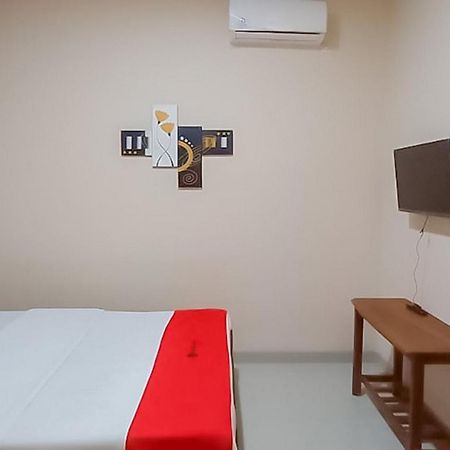 Reddoorz Syariah Near Tugu Lampu Gentur Cianjur Hotell Eksteriør bilde