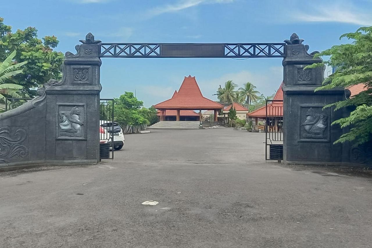Reddoorz Syariah Near Tugu Lampu Gentur Cianjur Hotell Eksteriør bilde