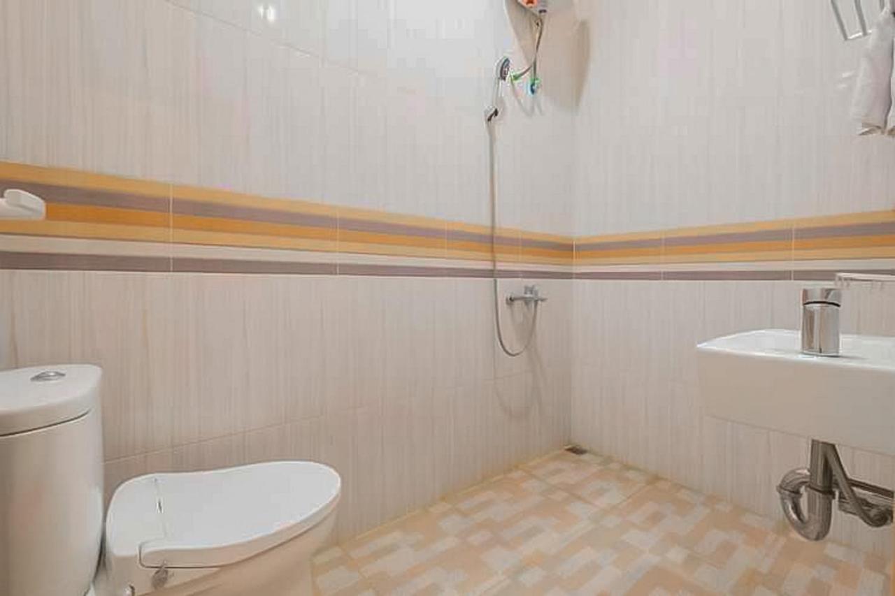 Reddoorz Syariah Near Tugu Lampu Gentur Cianjur Hotell Eksteriør bilde
