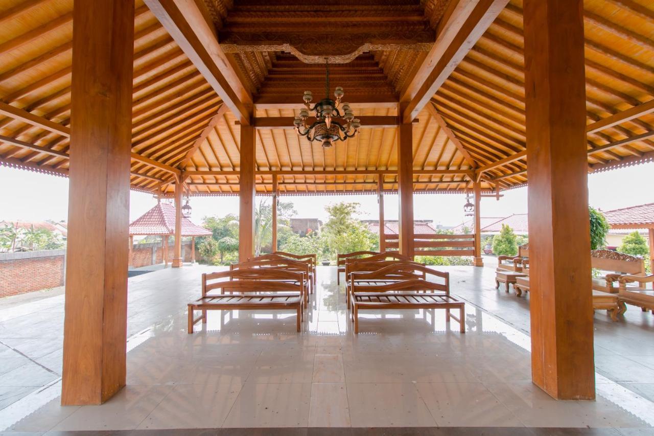 Reddoorz Syariah Near Tugu Lampu Gentur Cianjur Hotell Eksteriør bilde